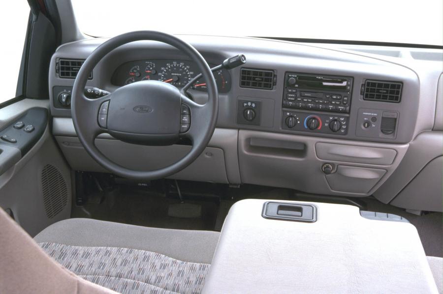  Ford F-350 Super Duty 1999 года  (фото 7 из 82)